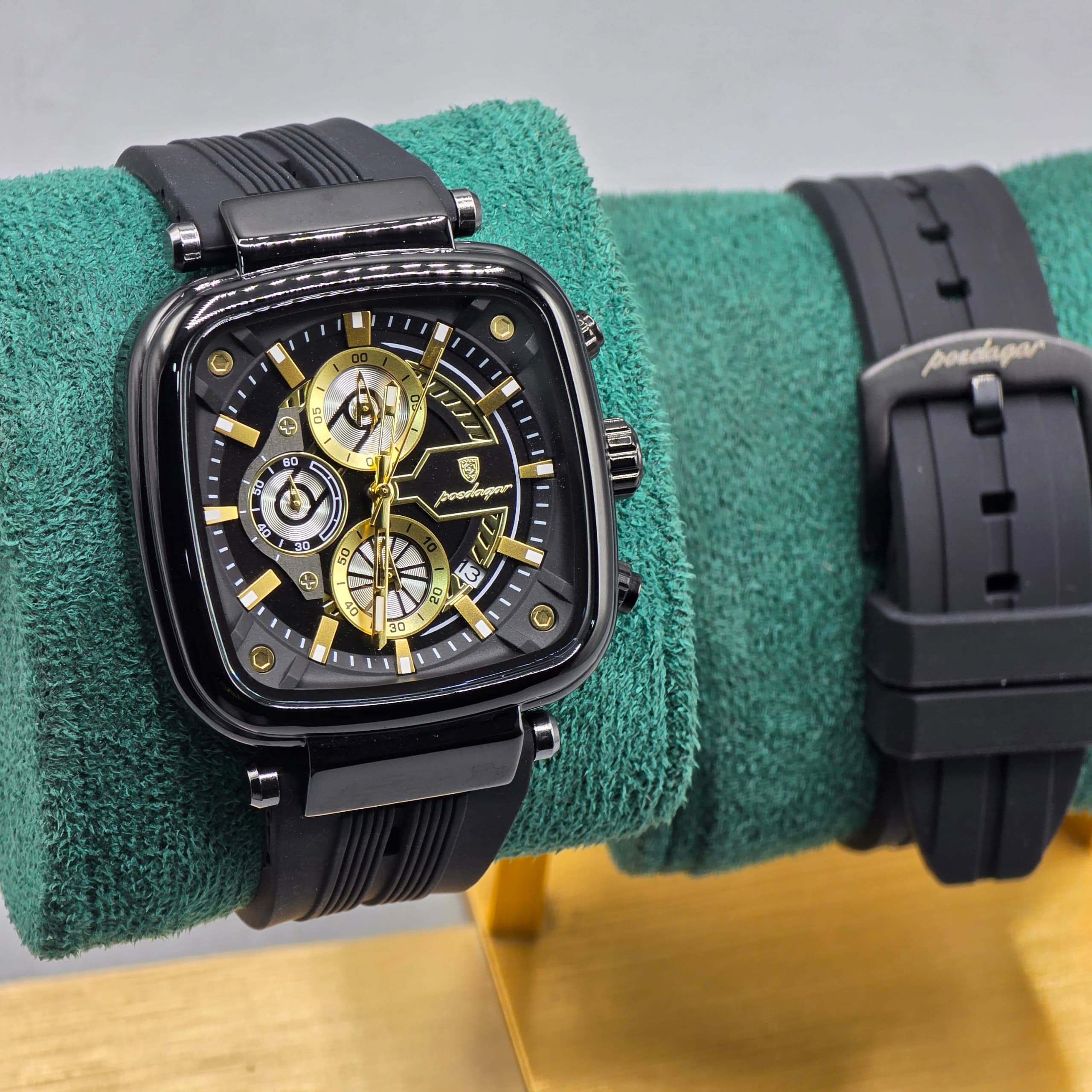 Poedega Chronograph